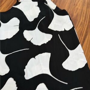 Alfani Black and White Petite Top